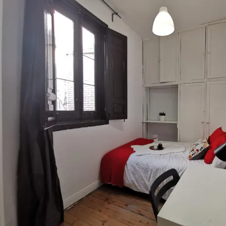 Rent this 15 bed room on Madrid in Calle Preciados, 42