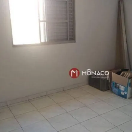 Buy this 2 bed apartment on Rua Solimões in Vila Nova, Londrina - PR
