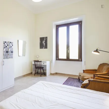 Rent this 6 bed room on Vittorio Emanuele in Piazza Vittorio Emanuele Secondo, 00185 Rome RM