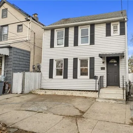 Buy this 3 bed house on 59 Saint Johns Avenue in New York, NY 10305