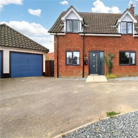 Rent this 3 bed house on 18 Back Lane in Wymondham, NR18 0QA