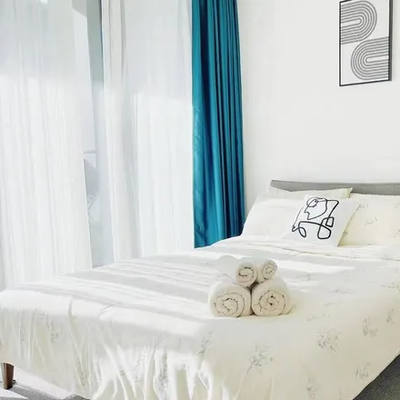 Rent this 2 bed apartment on Australian Capital Territory in Braddon 2612, Australia