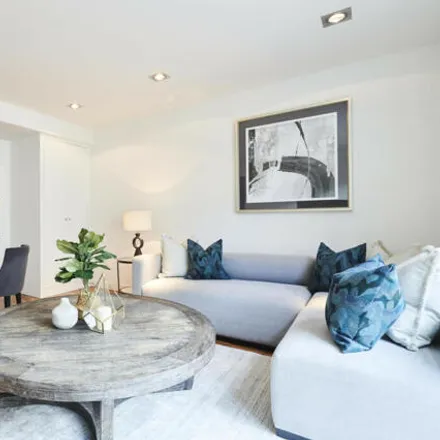Image 3 - 155-167 Fulham Road, London, SW3 6SD, United Kingdom - Apartment for rent