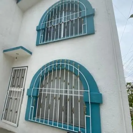 Rent this 3 bed house on Avenida Los Encinos in 29020 Tuxtla Gutiérrez, CHP