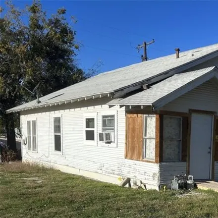 Image 3 - 454 West Lee Street, Brownwood, TX 76801, USA - House for sale