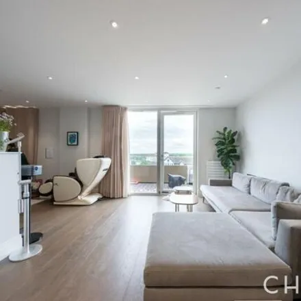Buy this 2 bed apartment on Hamond Court in Sury Basin, London
