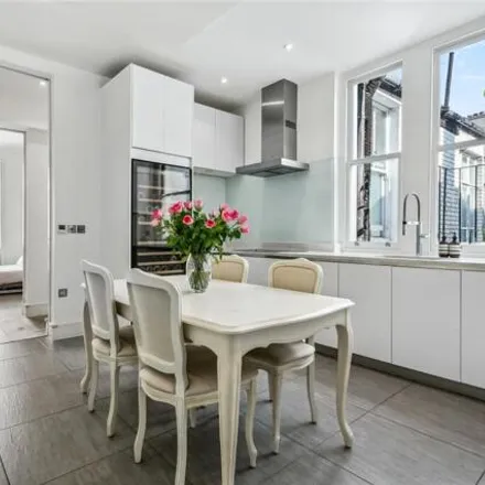 Image 6 - York Mansions, 215 Earl's Court Road, London, SW5 9RF, United Kingdom - Apartment for sale