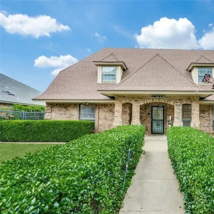 Image 1 - 7304 Old Mill Run, Fort Worth, Texas, 76133 - House for sale