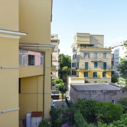 Image 7 - Via Ferdinando Verospi, 00152 Rome RM, Italy - Apartment for rent