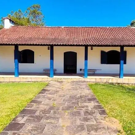 Buy this 2 bed house on Estrada Prata dos Aredes in Prata dos Aredes, Teresópolis - RJ