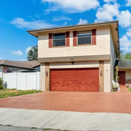 Buy this 4 bed house on 705 Briarwood Terrace in Davie, FL 33325