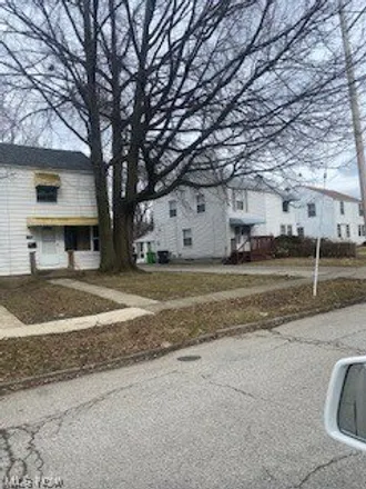 Image 2 - 1493 Sulzer Avenue, Euclid, OH 44132, USA - House for sale