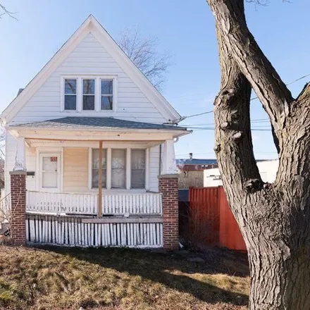Buy this studio house on 5241 in 5241A North 31st Street, Milwaukee