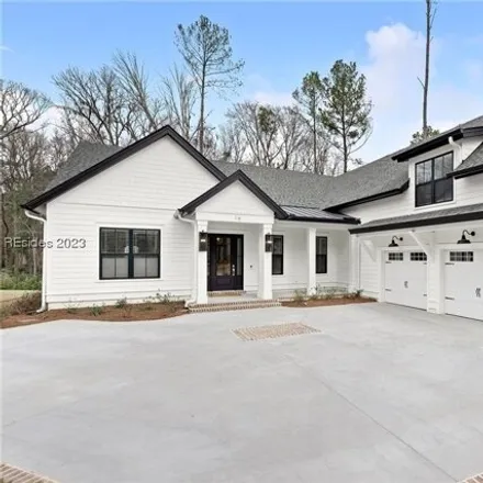 Image 2 - 18 Long Pond Drive North, Beaufort County, SC 29907, USA - House for sale
