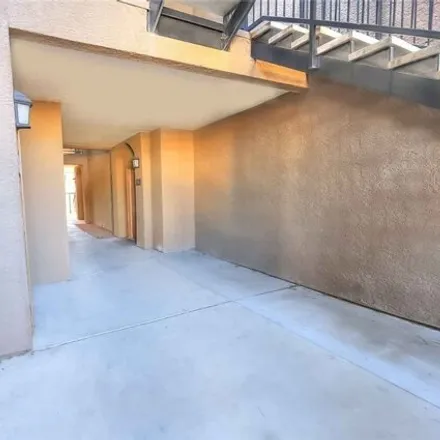 Image 5 - 998 Keesy Way, Henderson, NV 89052, USA - House for sale