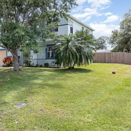 Image 3 - 806 Boeing Street Northeast, Palm Bay, FL 32907, USA - House for sale