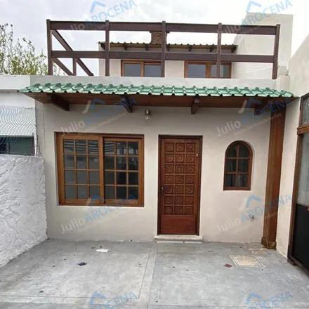 Buy this studio house on José Enrique Rodó 250 in 70000 Colonia del Sacramento, Uruguay
