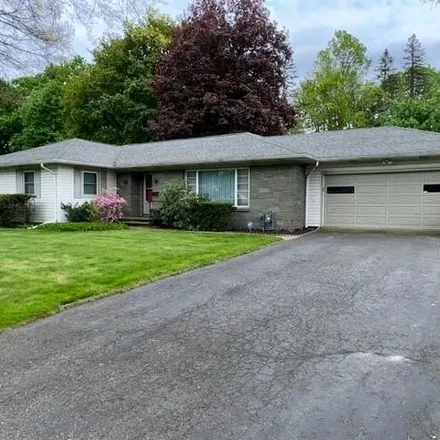 Buy this 3 bed house on 17 Circle Drive in City of Cortland, NY 13045