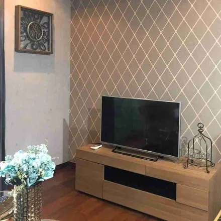 Rent this 2 bed apartment on Soi Saeng Chai in Khlong Toei District, 10110