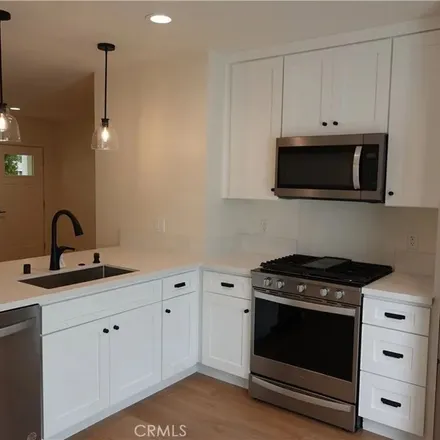 Rent this 2 bed apartment on 903 North Orchard Drive in Burbank, CA 91506