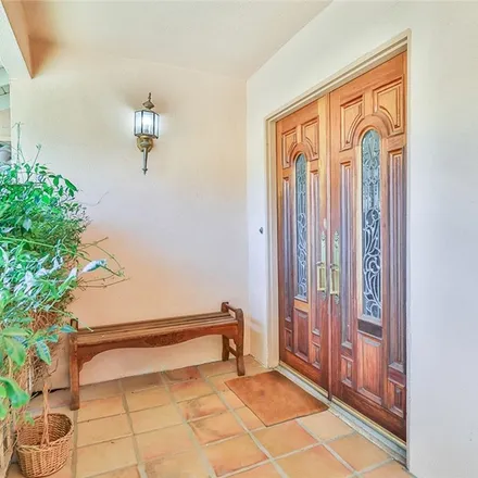 Image 5 - 22569 Waterbury Street, Los Angeles, CA 91364, USA - House for sale