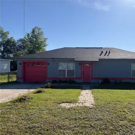 Buy this 3 bed house on 825 Charles Avenue in Orange City, DeLand