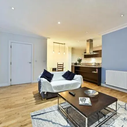 Image 7 - 38a Putney Hill, London, SW15 6BG, United Kingdom - Apartment for sale