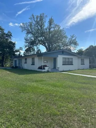 Buy this 3 bed house on 406 7th Street Northeast in Winter Haven, FL 33881