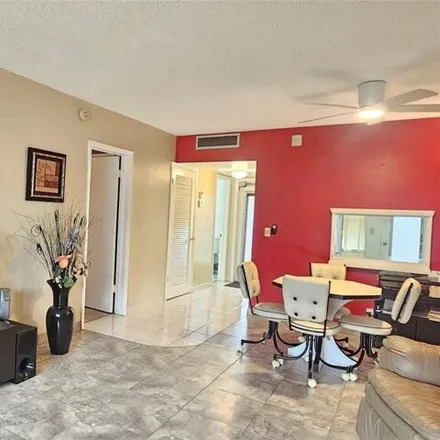 Buy this 1 bed condo on 1344 Northeast 9th Street in Hallandale Beach, FL 33009