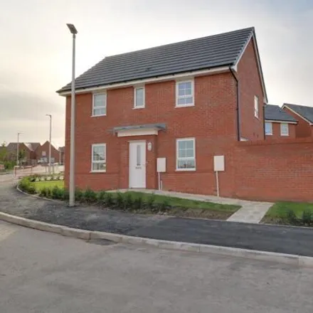 Image 2 - Redwing Street, Winsford, CW7 4FF, United Kingdom - House for rent
