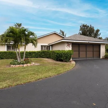 Buy this 3 bed house on 6299 Mirror Lake Manor in Indian River County, FL 32958