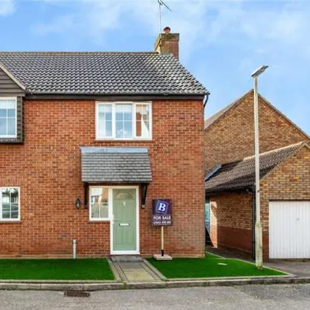 Buy this 4 bed house on Wickfield Ash in Chelmsford, CM1 4UT