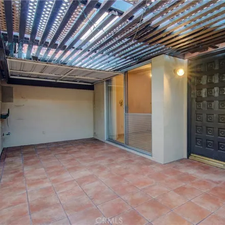 Image 4 - 3057 Club House Circle, Costa Mesa, CA 92626, USA - Townhouse for sale