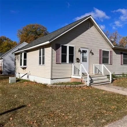 Buy this 2 bed house on 812 South Jefferson Street in Redwood Falls, MN 56283