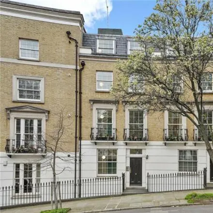 Buy this 1 bed apartment on 25 Percy Circus in London, WC1X 9EU