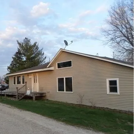 Rent this 3 bed house on Cedar Street in Tipton, IA 52772
