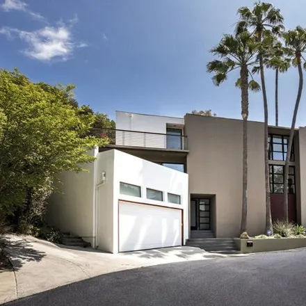 Image 1 - 2509 Hargrave Drive, Los Angeles, CA 90068, USA - House for sale