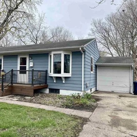 Buy this 3 bed house on 676 12th Street in Spirit Lake, IA 51360