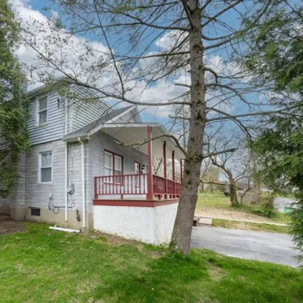 Image 3 - 831 Ross Street, Hayti, Valley Township, PA 19320, USA - House for rent