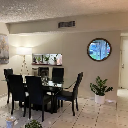 Image 3 - 8005 Southwest 107th Avenue, Kendall, FL 33173, USA - Apartment for rent