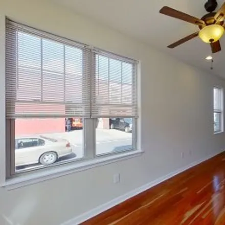 Buy this 4 bed apartment on 825 North 16Th Street in Center City, Philadelphia