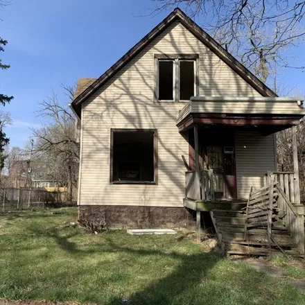 Buy this 4 bed house on 10236 South Normal Avenue in Chicago, IL 60628