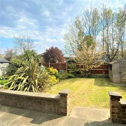 Image 9 - Waterside, London, UB8 2LG, United Kingdom - House for sale