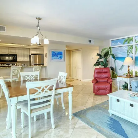 Rent this 2 bed condo on Sarasota