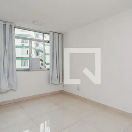 Rent this 2 bed apartment on Avenida Professor João Brasil in São Lourenço, Niterói - RJ