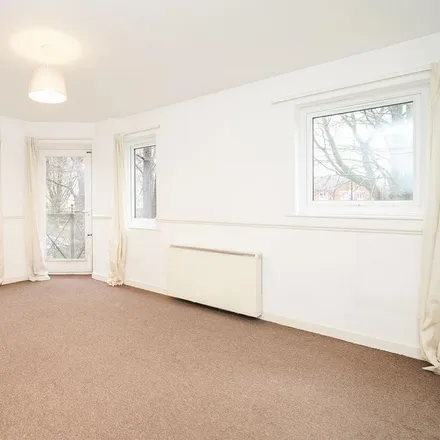 Image 2 - Broom Green, Devonshire, Sheffield, S3 7XF, United Kingdom - Apartment for rent
