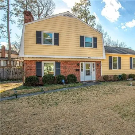 Buy this 3 bed house on 309 Brookedge Drive in Dunlop, Colonial Heights