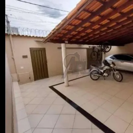 Buy this 3 bed house on Rua João Paulo I in Amazonas, Montes Claros - MG