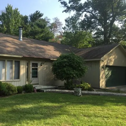 Image 2 - 6434 Barbara Avenue, Indian River, Tuscarora Township, MI 49749, USA - House for sale