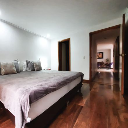 Rent this 3 bed apartment on Metroplús in Comuna 10 - La Candelaria, Medellín